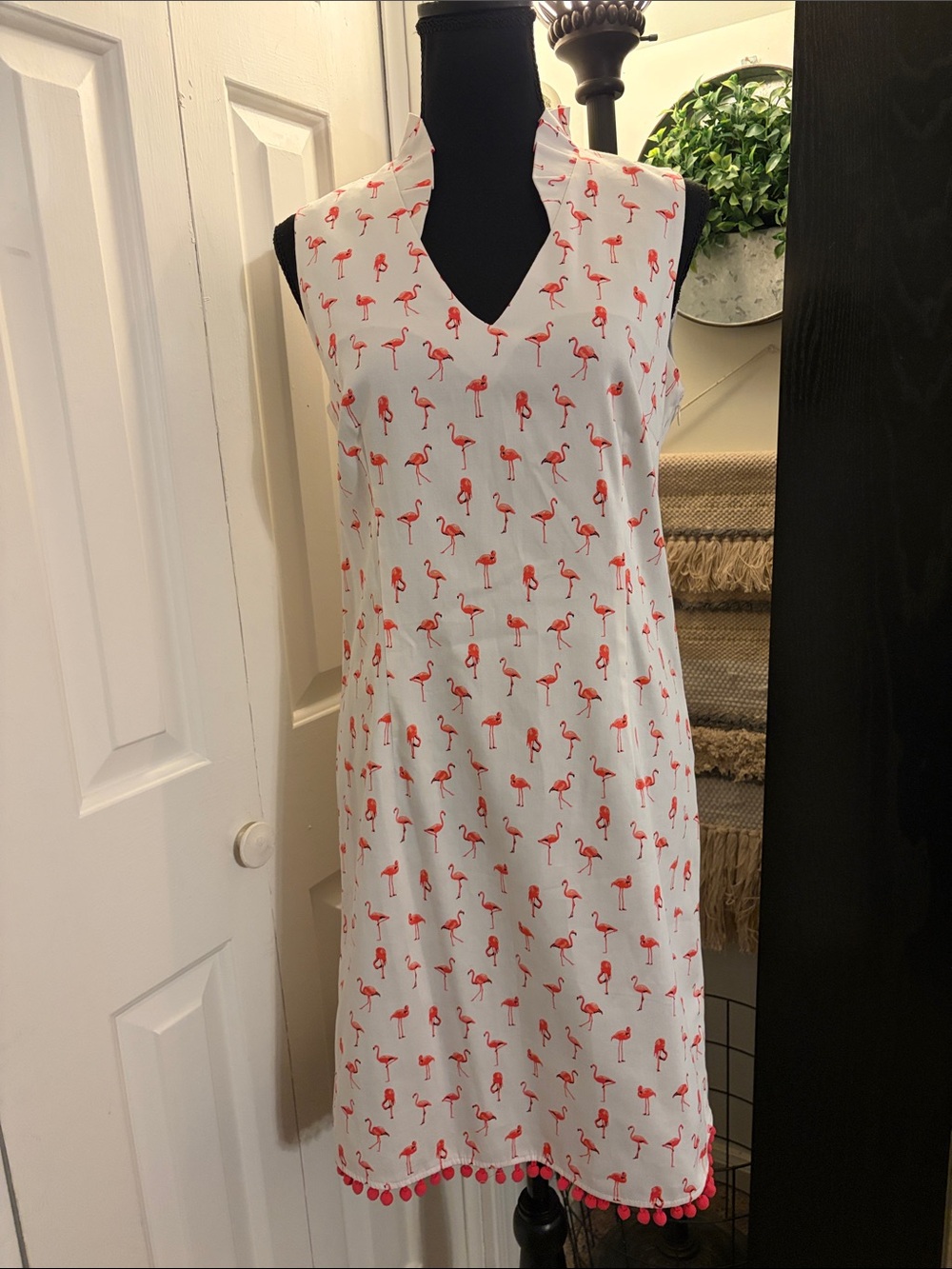 Chetta B White Sleeveless Shift Dress with Pink Flamingo Print